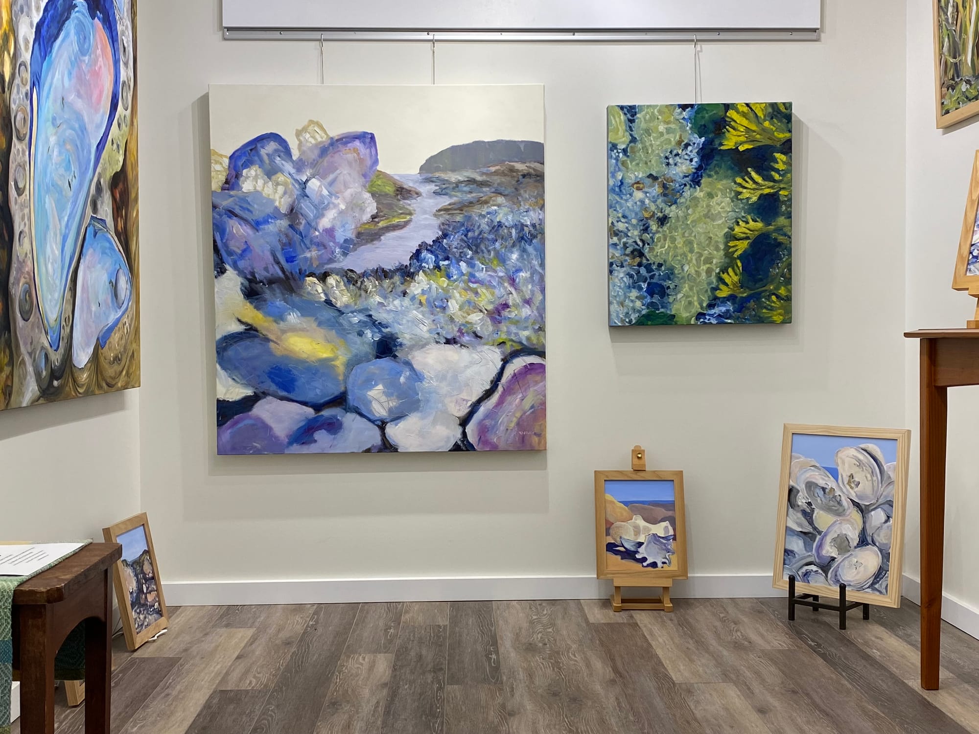 Terrill Welch by herself - issue #36 Quiet Drama in a Live-Work Space