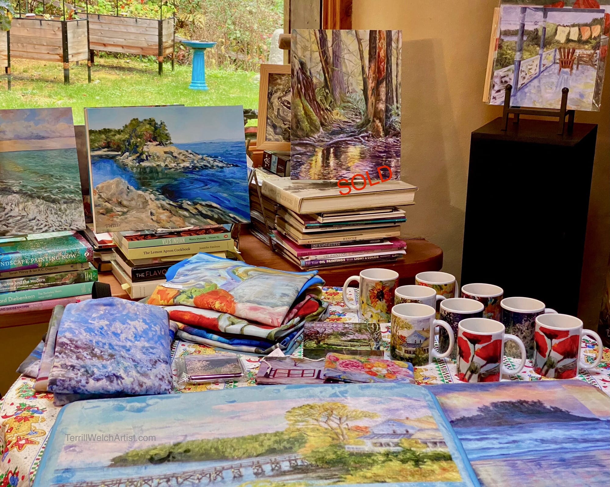 Terrill Welch by herself - issue #36 Quiet Drama in a Live-Work Space